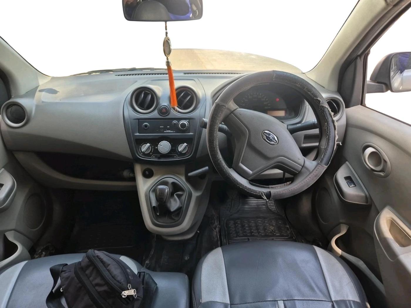 2015 Datsun Go Plus T, Petrol, Manual, 1,20,000 km, interior