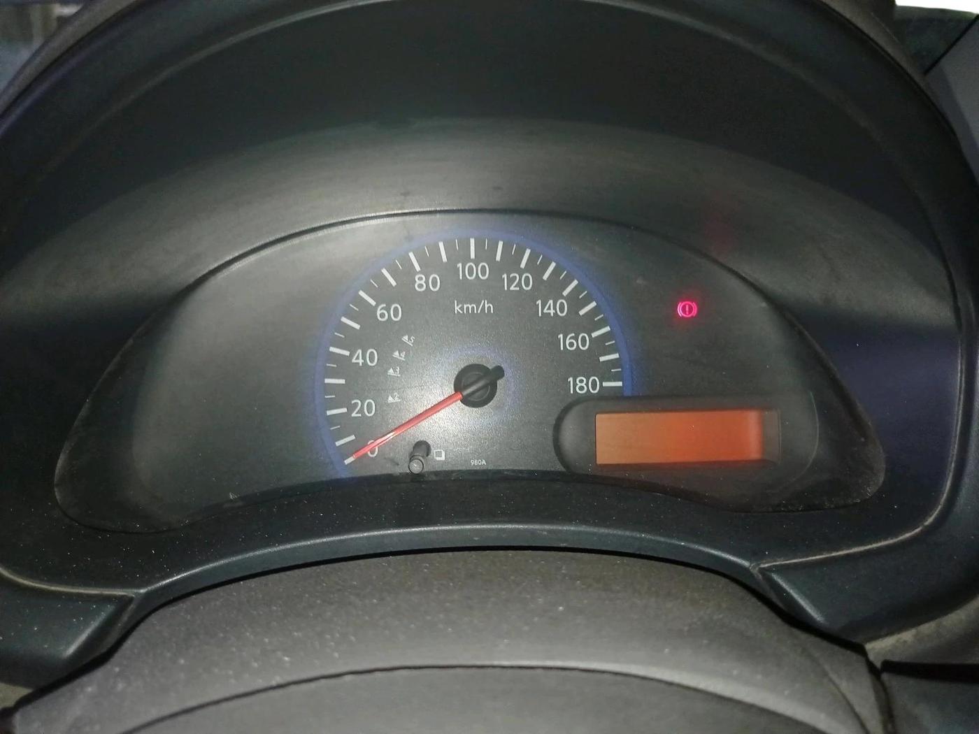 2015 Datsun Go Plus T, Petrol, Manual, 1,20,000 km, interior