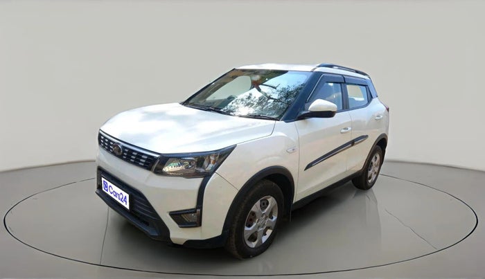2022 Mahindra XUV300 W6 1.2 PETROL, Petrol, Manual, 56,285 km, exterior