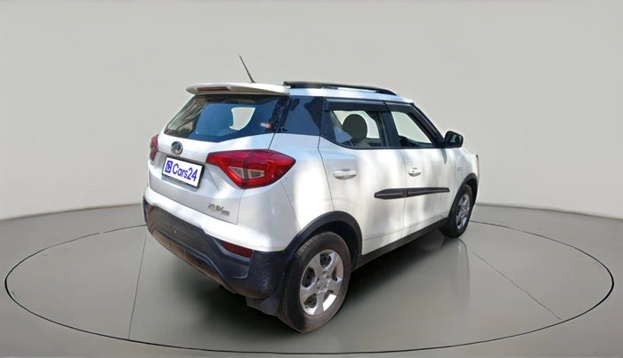 2022 Mahindra XUV300 W6 1.2 PETROL, Petrol, Manual, 56,285 km, exterior