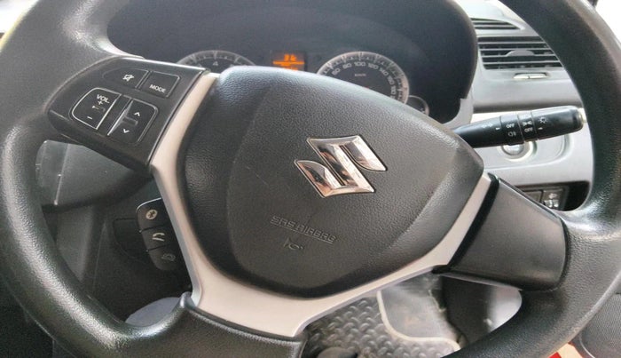 2017 Maruti Swift ZXI, Petrol, Manual, 61,021 km, interior