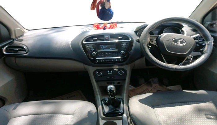 2018 Tata Tiago XZ PETROL, Petrol, Manual, 63,268 km, interior