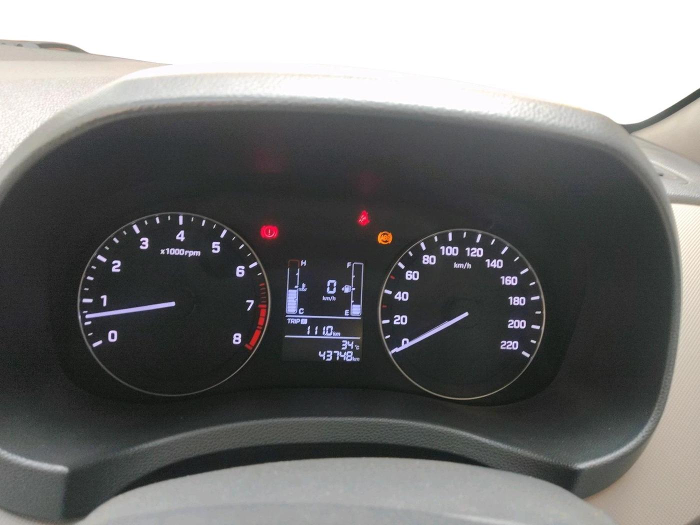 2017 Hyundai Creta E PLUS 1.6 PETROL, Petrol, Manual, 43,748 km, interior