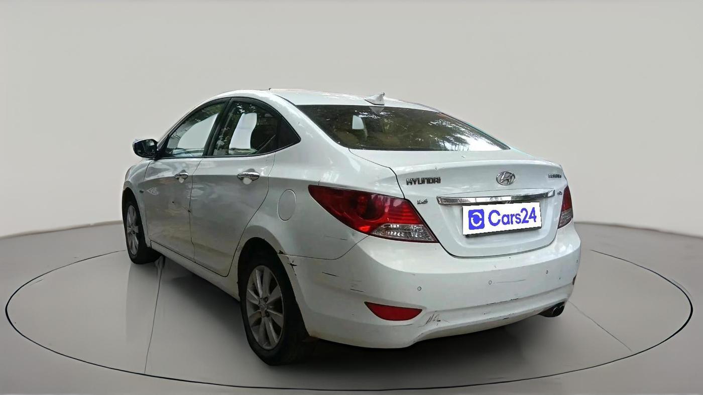 2011 Hyundai Verna FLUIDIC 1.6 CRDI SX OPT, Diesel, Manual, 1,06,119 km, exterior