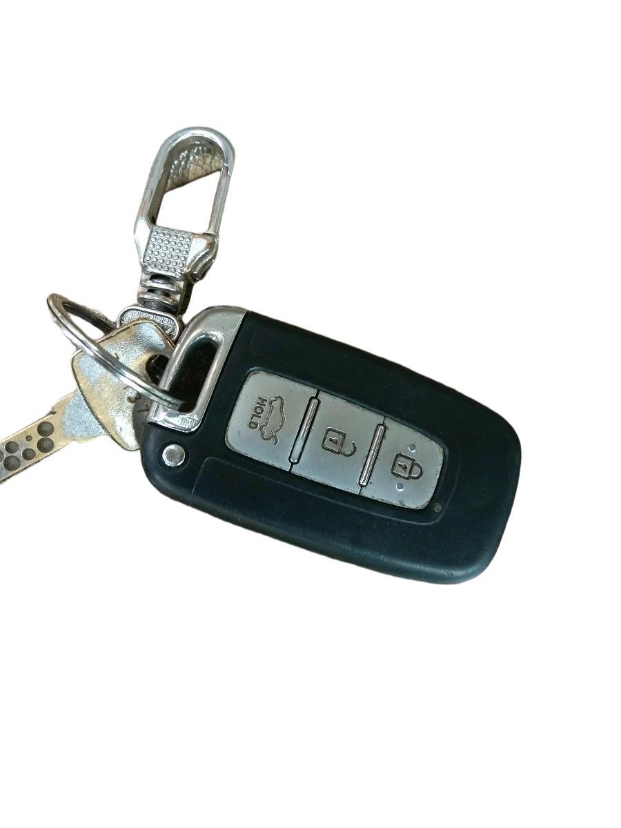 2011 Hyundai Verna FLUIDIC 1.6 CRDI SX OPT, Diesel, Manual, 1,06,119 km, interior