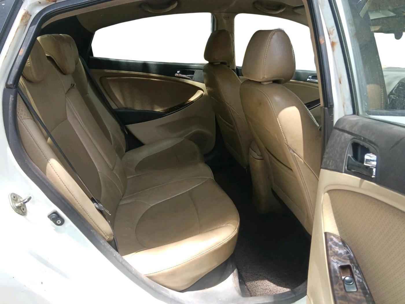2011 Hyundai Verna FLUIDIC 1.6 CRDI SX OPT, Diesel, Manual, 1,06,119 km, interior