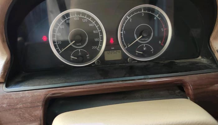 2013 Tata Safari Storme 2.2 VX 4X2, Diesel, Manual, 1,22,524 km, interior