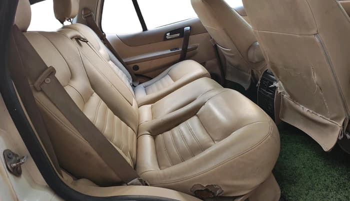 2013 Tata Safari Storme 2.2 VX 4X2, Diesel, Manual, 1,22,524 km, interior