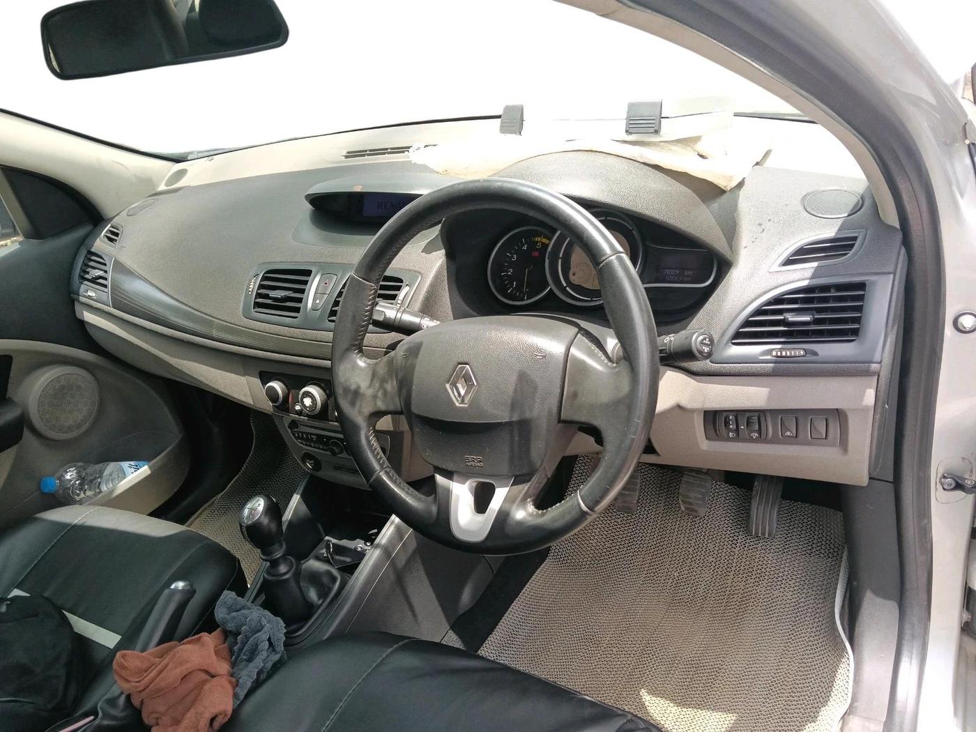 2014 Renault Fluence 1.5 E2, Diesel, Manual, 70,676 km, interior