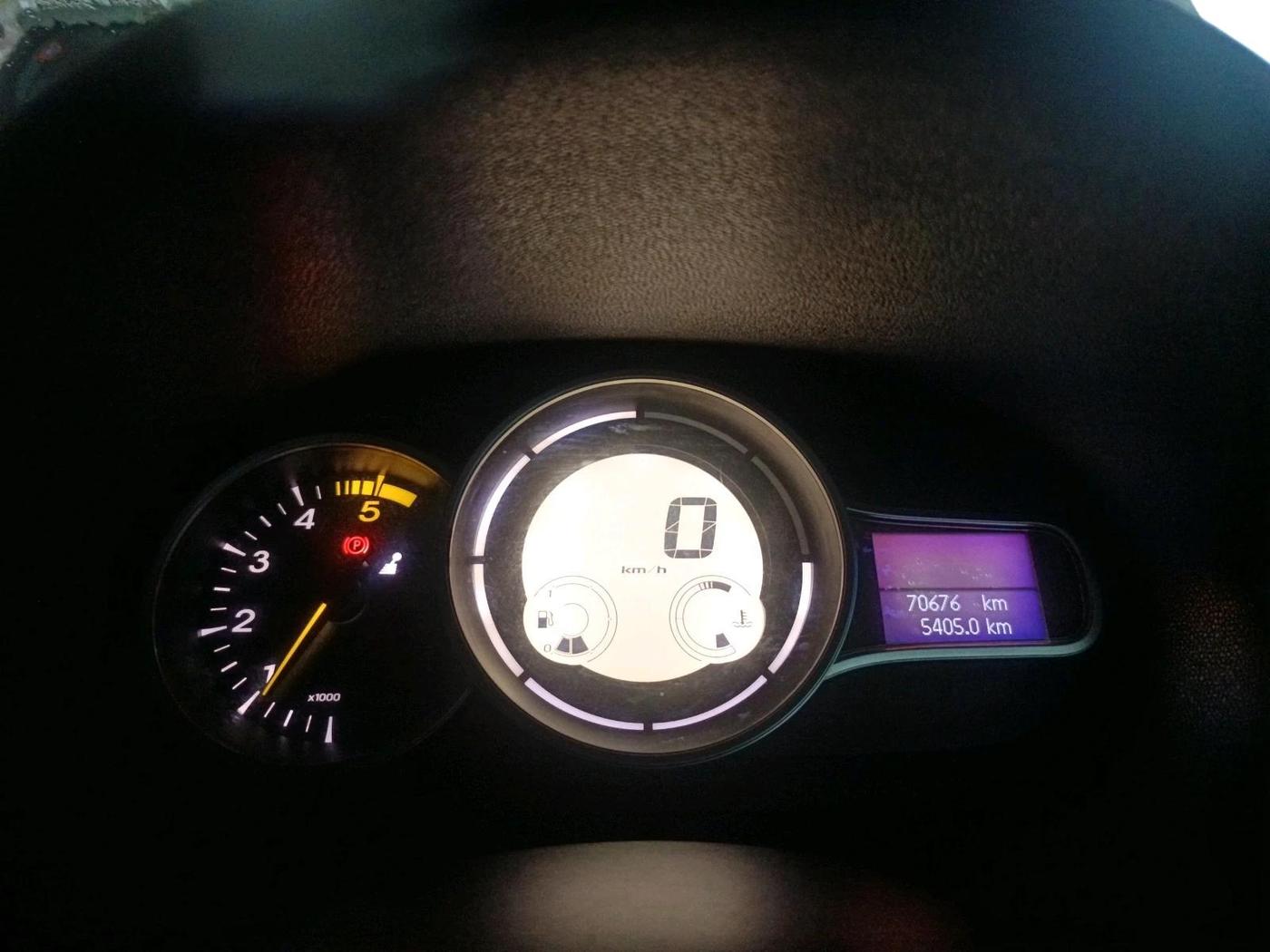 2014 Renault Fluence 1.5 E2, Diesel, Manual, 70,676 km, interior
