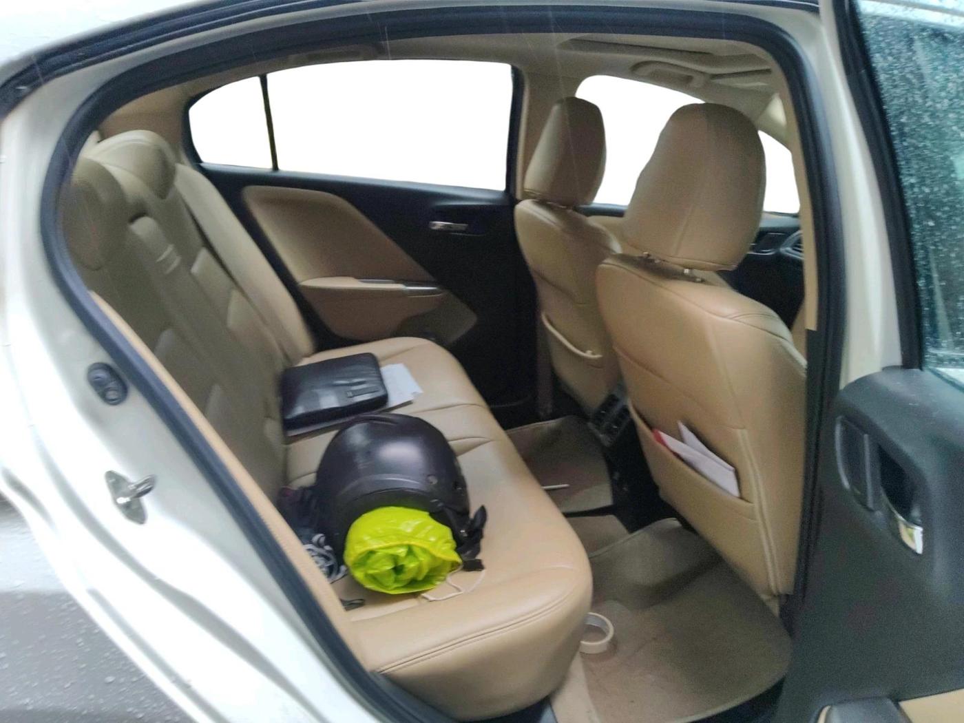 2015 Honda City 1.5L I-VTEC VX CVT, Petrol, Automatic, 1,16,270 km, interior