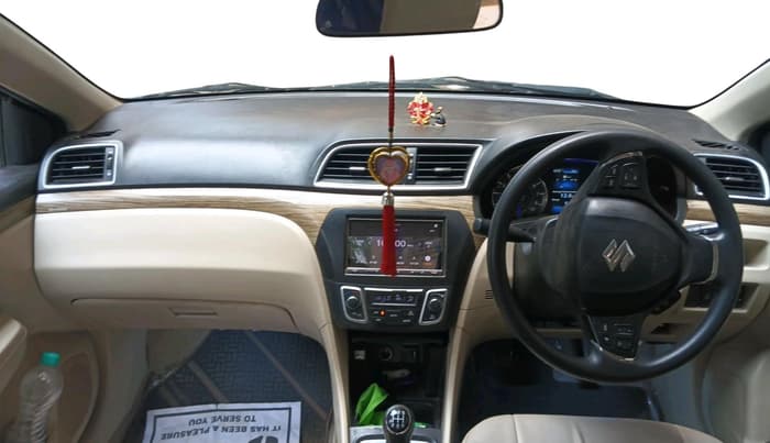 2018 Maruti Ciaz DELTA 1.5 SHVS MT PETROL, Petrol, Manual, 29,751 km, interior