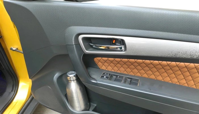 2017 Maruti Vitara Brezza ZDI PLUS DUAL TONE, Diesel, Manual, 1,50,289 km, interior