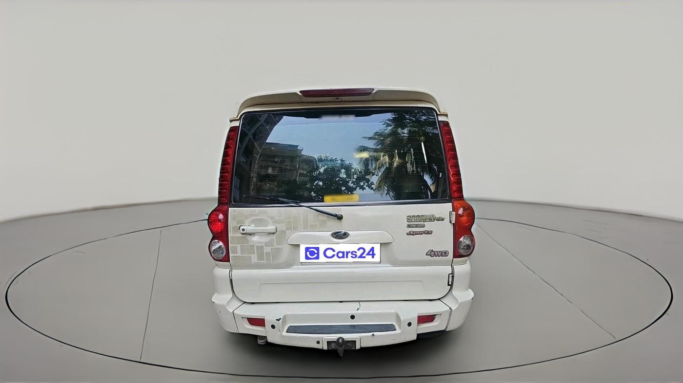 2011 Mahindra Scorpio VLX 4WD AT BS-III, Diesel, Automatic, 1,34,849 km, exterior