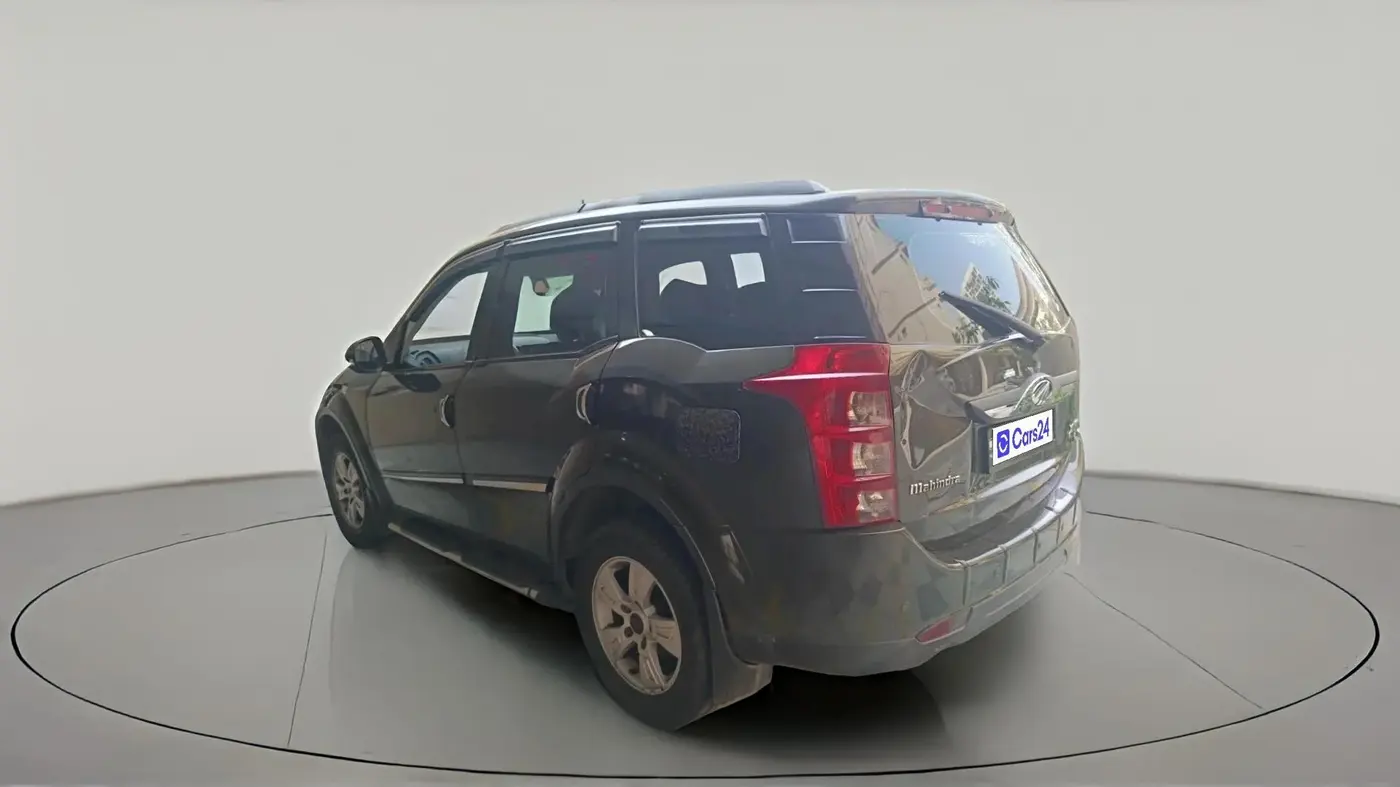 2012 Mahindra XUV500 W8 AWD, Diesel, Manual, 67,355 km, exterior