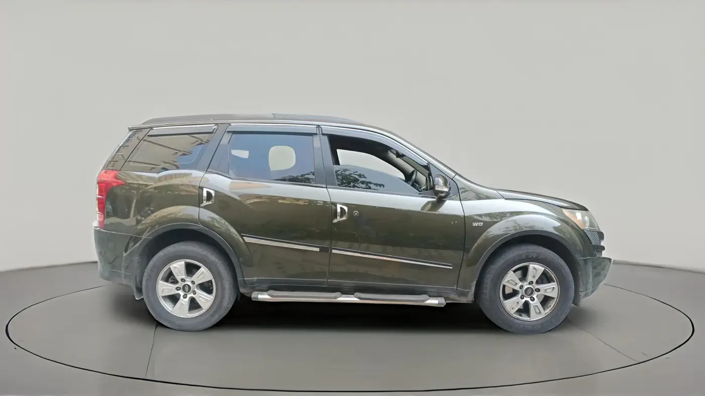 2012 Mahindra XUV500 W8 AWD, Diesel, Manual, 67,355 km, exterior