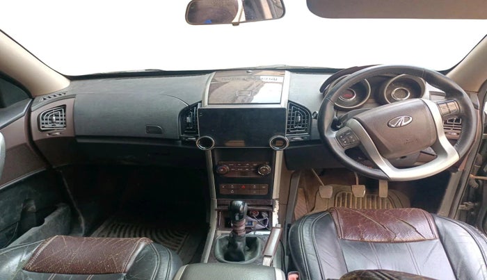 2012 Mahindra XUV500 W8 AWD, Diesel, Manual, 67,355 km, interior