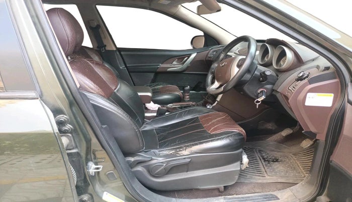 2012 Mahindra XUV500 W8 AWD, Diesel, Manual, 67,355 km, interior