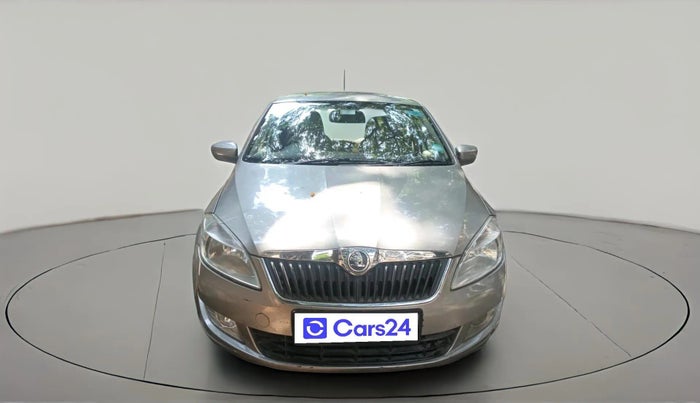 2014 Skoda Rapid AMBITION 1.6 MPI MT PLUS, Petrol, Manual, 45,774 km, exterior