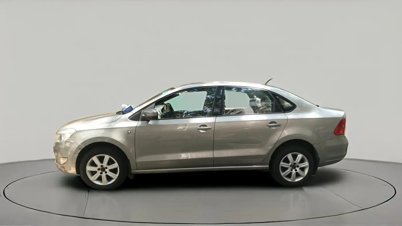 2014 Skoda Rapid AMBITION 1.6 MPI MT PLUS, Petrol, Manual, 45,774 km, exterior