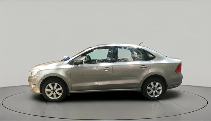 2014 Skoda Rapid AMBITION 1.6 MPI MT PLUS, Petrol, Manual, 45,774 km, exterior