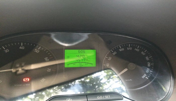 2014 Skoda Rapid AMBITION 1.6 MPI MT PLUS, Petrol, Manual, 45,774 km, interior