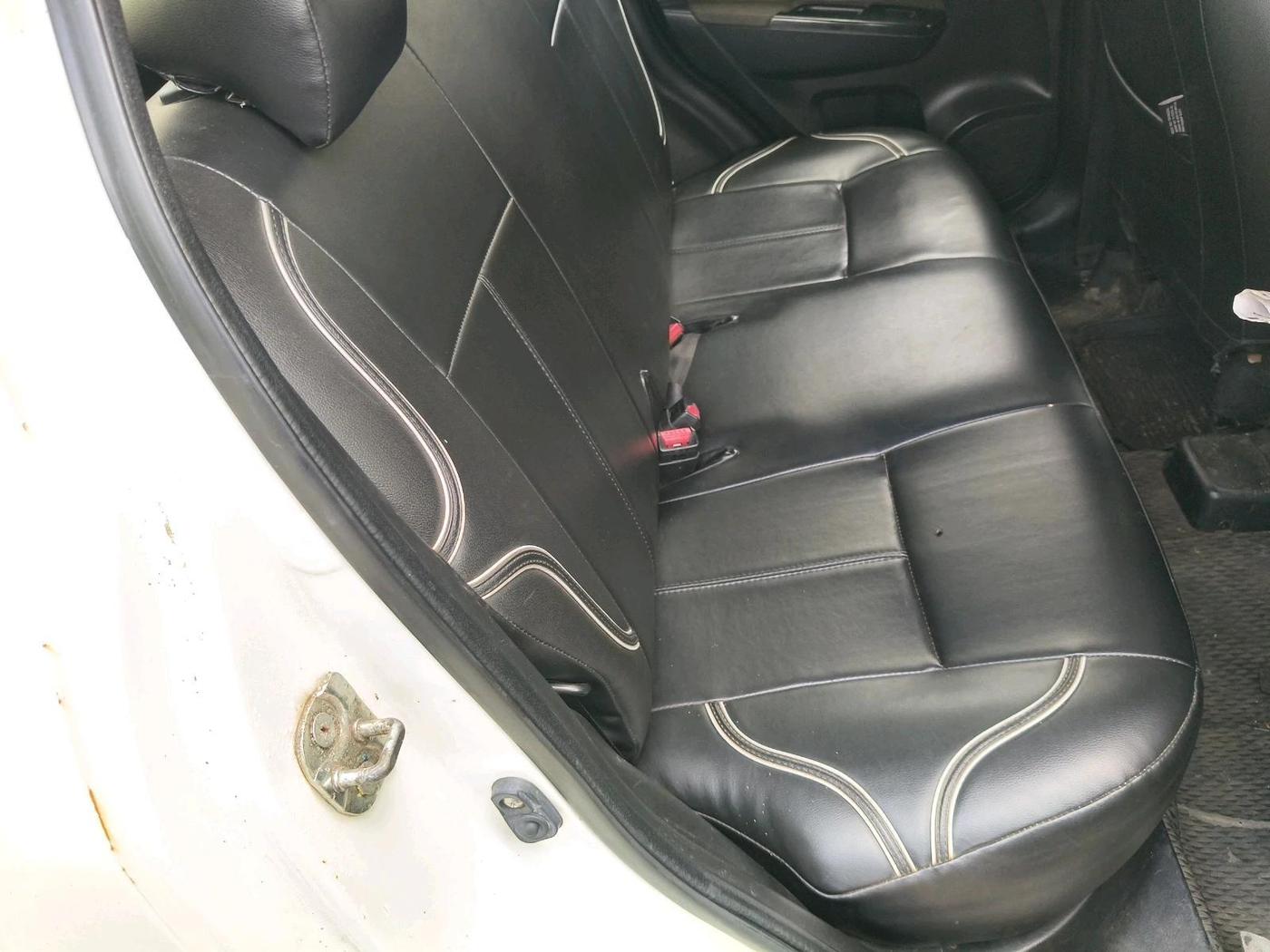 2014 Maruti Swift VXI, Petrol, Manual, 55,691 km, interior