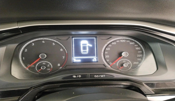 2022 Volkswagen VIRTUS HIGHLINE TSI 1.0 MT, Petrol, Manual, 29,088 km, interior