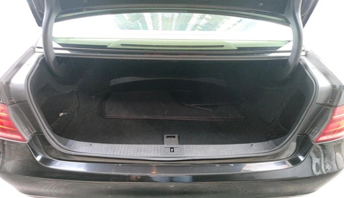 2014 Mercedes Benz E Class E 250 CDI AVANTGARDE, Diesel, Automatic, 52,864 km, exterior