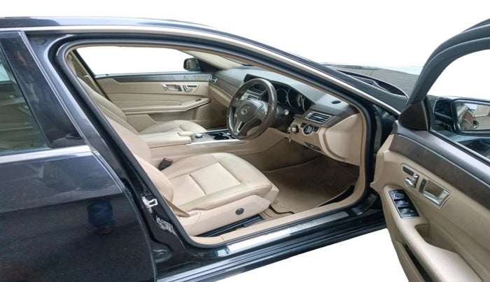 2014 Mercedes Benz E Class E 250 CDI AVANTGARDE, Diesel, Automatic, 52,864 km, interior