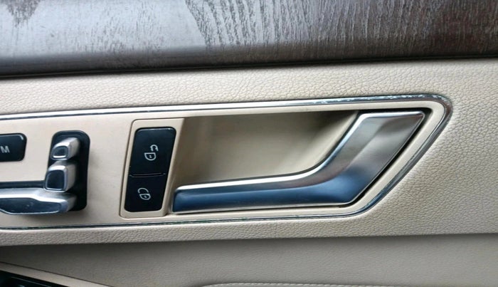 2014 Mercedes Benz E Class E 250 CDI AVANTGARDE, Diesel, Automatic, 52,864 km, interior