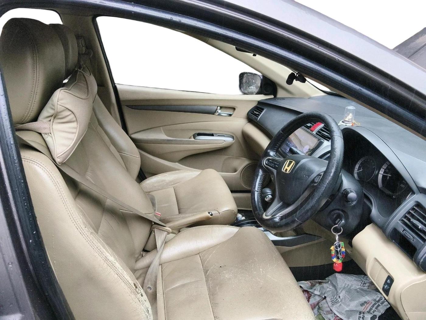 2012 Honda City 1.5L I-VTEC V AT SUNROOF, Petrol, Automatic, 84,773 km, interior