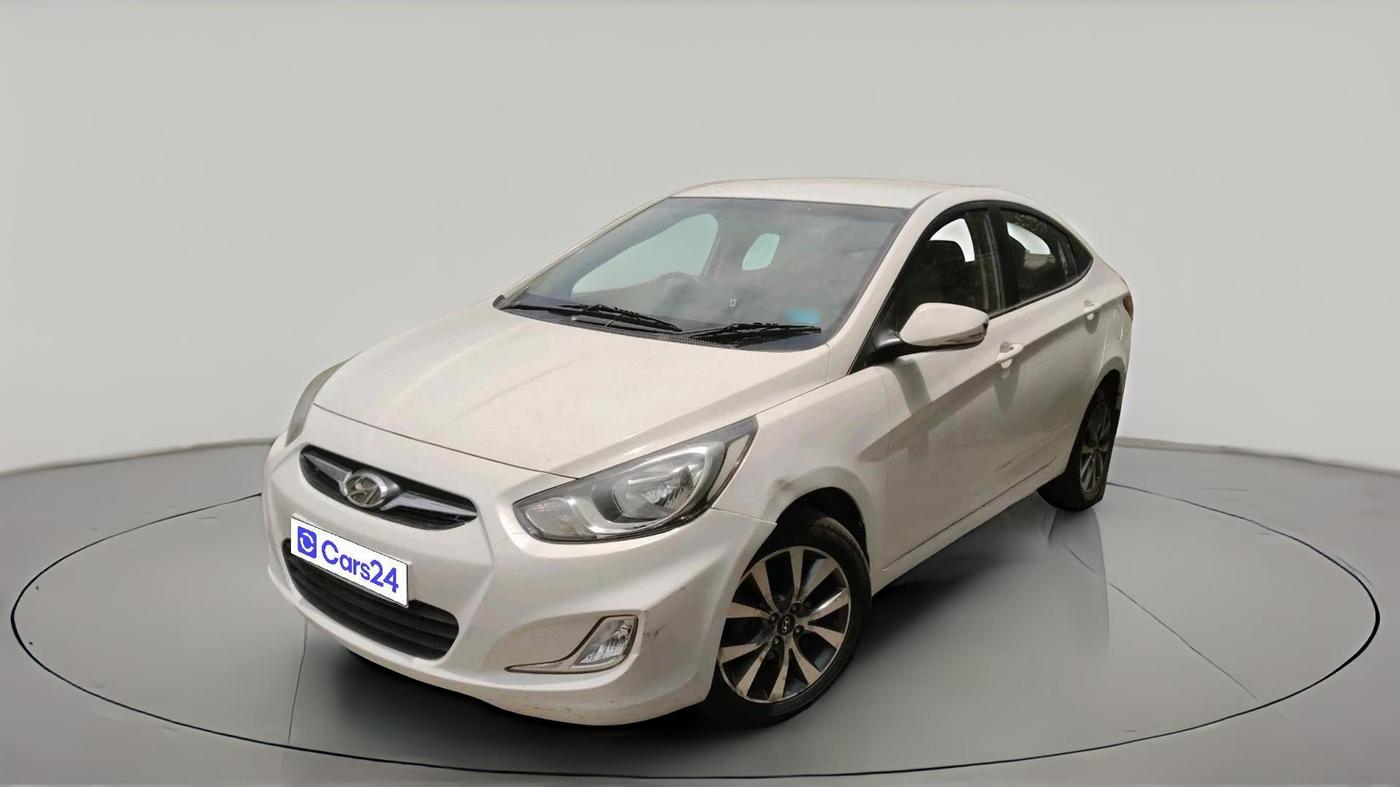 2013 Hyundai Verna FLUIDIC 1.6 VTVT SX, Petrol, Manual, 45,217 km, exterior