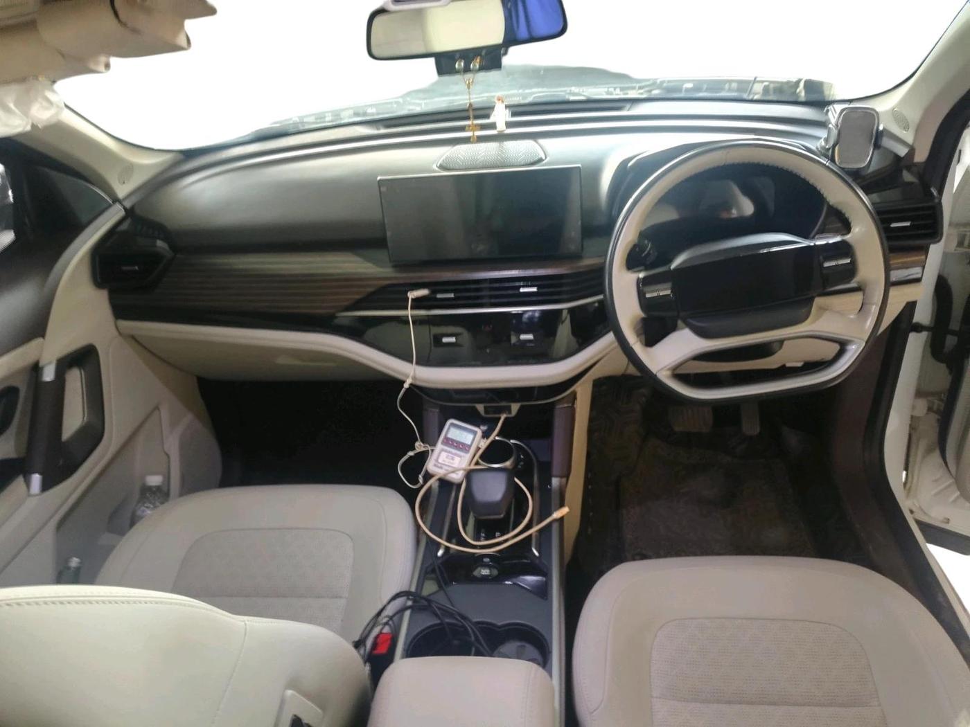 2024 Tata Safari Accomplished Plus AT, Diesel, Automatic, 12,045 km, interior
