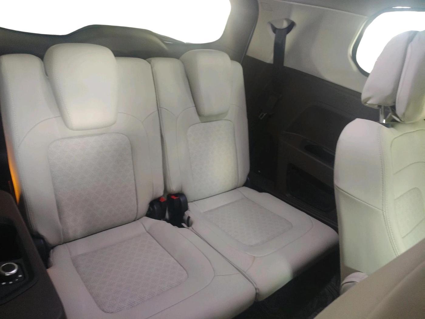 2024 Tata Safari Accomplished Plus AT, Diesel, Automatic, 12,045 km, interior