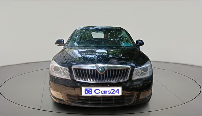 2010 Skoda Laura AMBIENTE 1.9 TDI MT, Diesel, Manual, 1,58,570 km, exterior