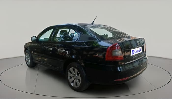 2010 Skoda Laura AMBIENTE 1.9 TDI MT, Diesel, Manual, 1,58,570 km, exterior