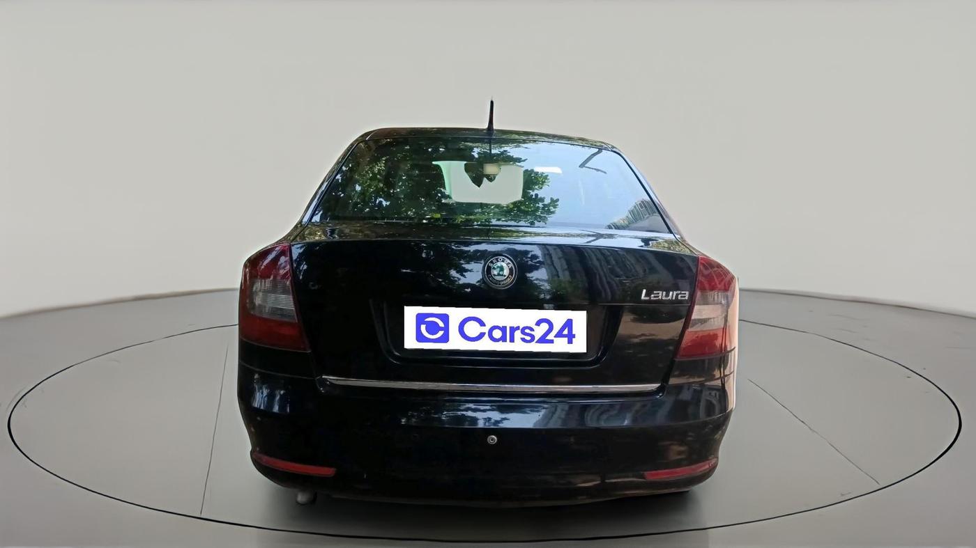 2010 Skoda Laura AMBIENTE 1.9 TDI MT, Diesel, Manual, 1,58,570 km, exterior