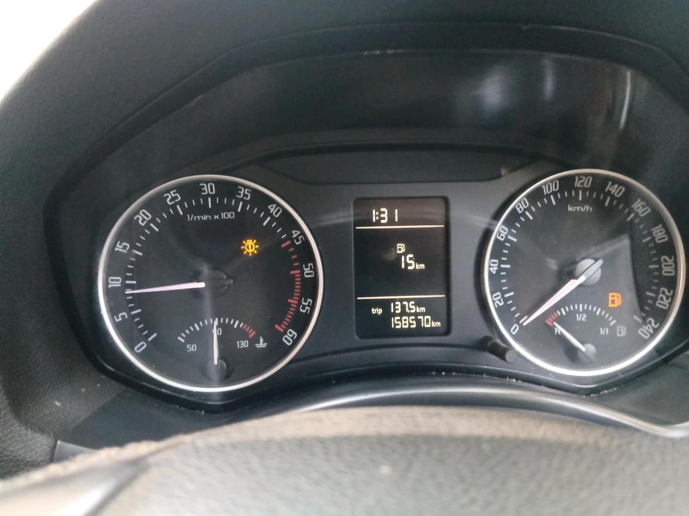 2010 Skoda Laura AMBIENTE 1.9 TDI MT, Diesel, Manual, 1,58,570 km, interior