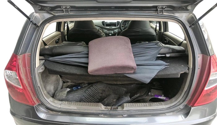 2011 Hyundai i10 MAGNA 1.2, Petrol, Manual, 69,065 km, exterior