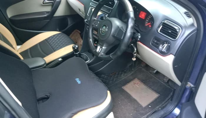 2013 Volkswagen Polo HIGHLINE1.2L, Petrol, Manual, 69,930 km, interior