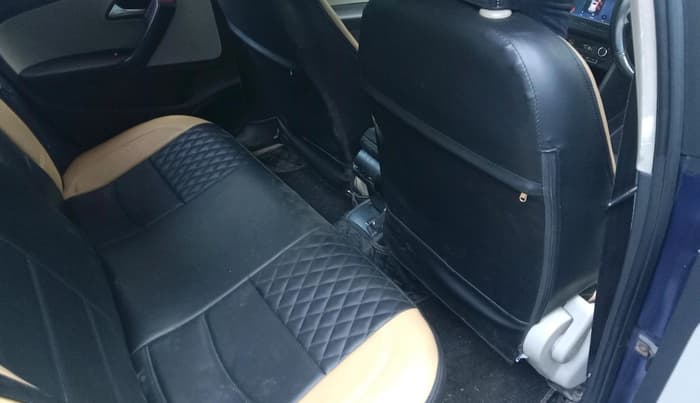 2013 Volkswagen Polo HIGHLINE1.2L, Petrol, Manual, 69,930 km, interior