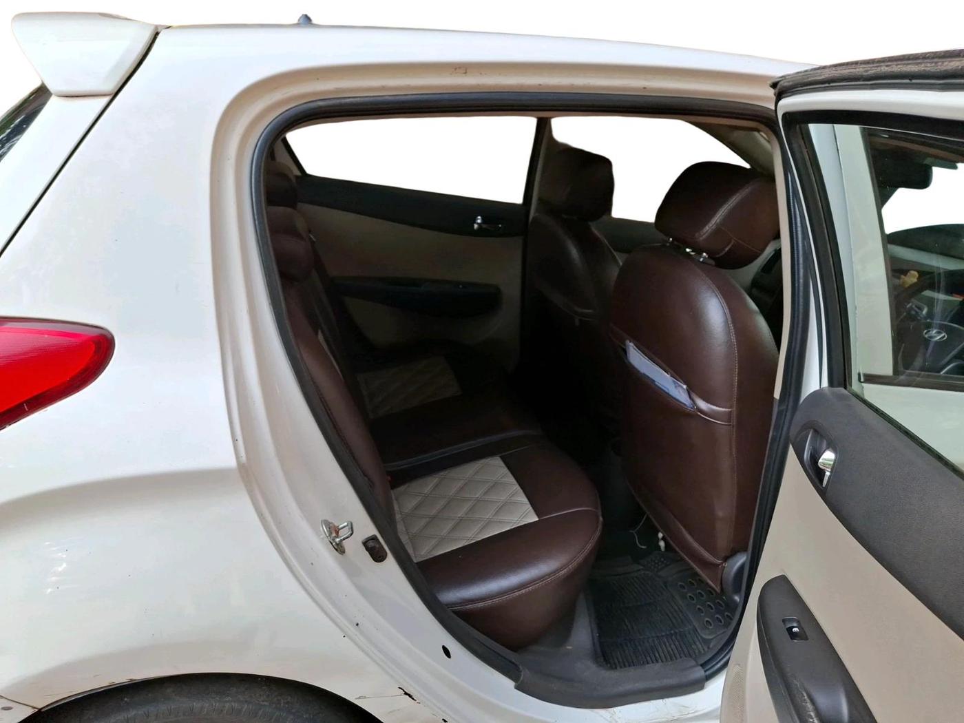 2012 Hyundai i20 ASTA 1.2, Petrol, Manual, 69,237 km, interior