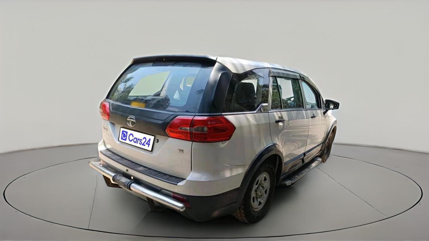 2019 Tata Hexa XE 4X2 7 STR, Diesel, Manual, 92,756 km, exterior