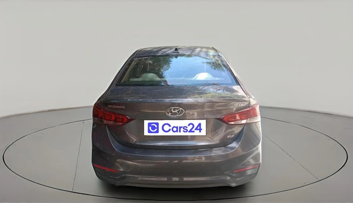 2018 Hyundai Verna 1.6 CRDI SX, Diesel, Manual, 48,809 km, exterior