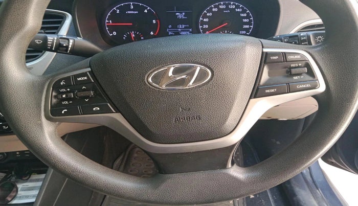 2018 Hyundai Verna 1.6 CRDI SX, Diesel, Manual, 48,809 km, interior