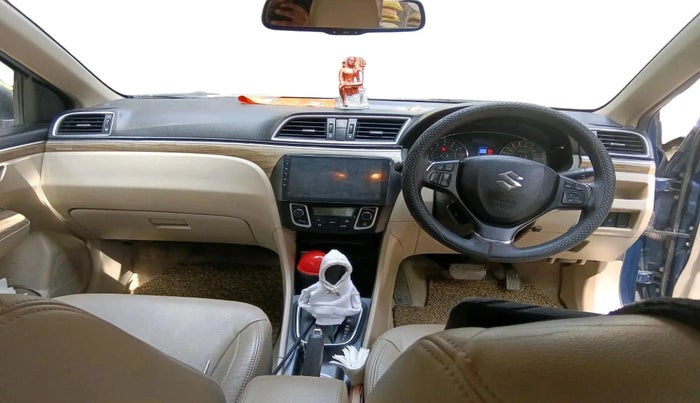 2018 Maruti Ciaz ALPHA  AT 1.5 SHVS PETROL, Petrol, Automatic, 40,192 km, interior