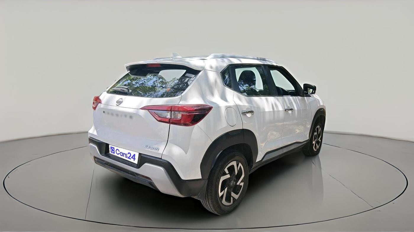 2024 Nissan MAGNITE XV Premium AMT, Petrol, Automatic, 6,392 km, exterior
