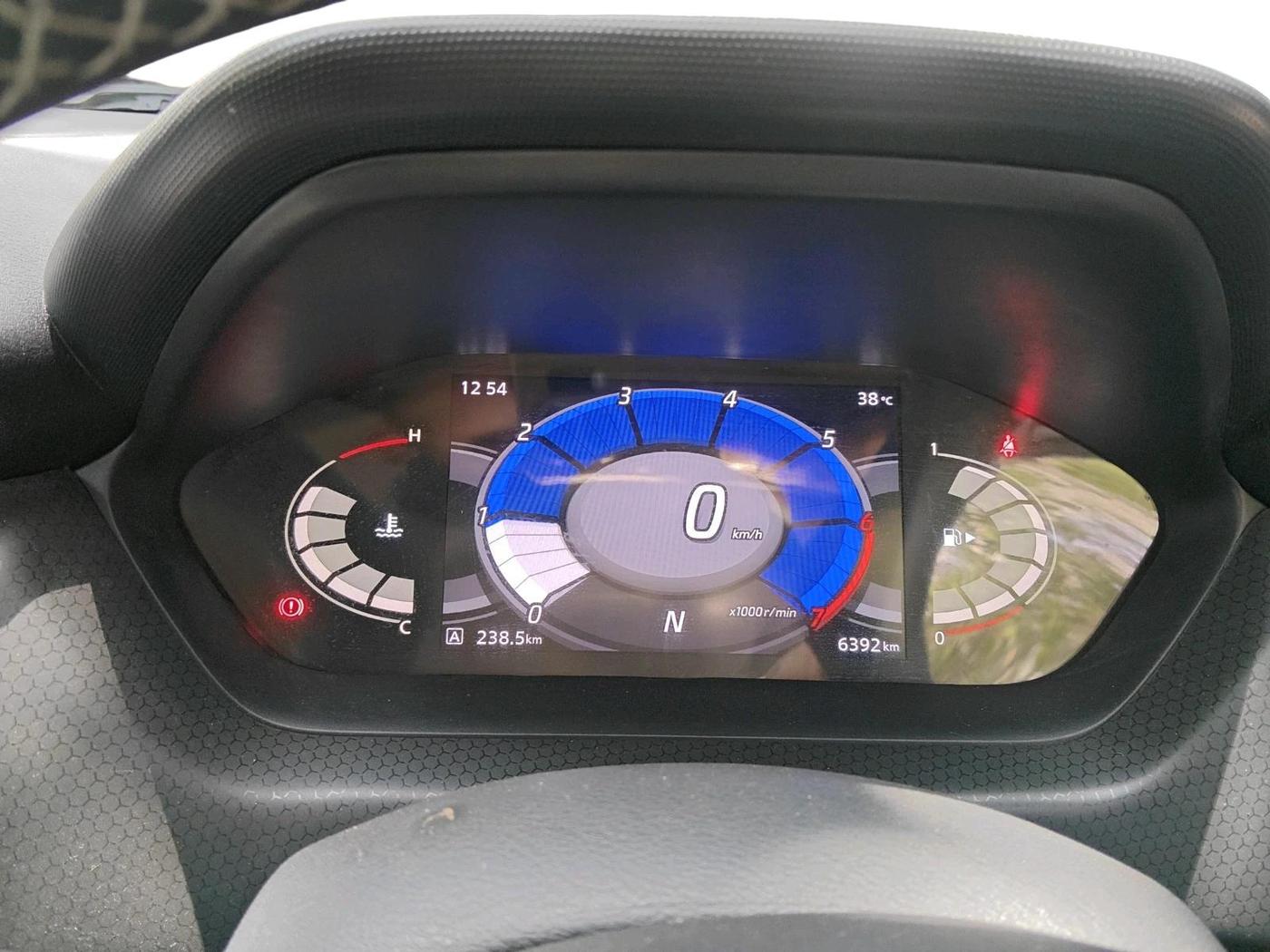 2024 Nissan MAGNITE XV Premium AMT, Petrol, Automatic, 6,392 km, interior