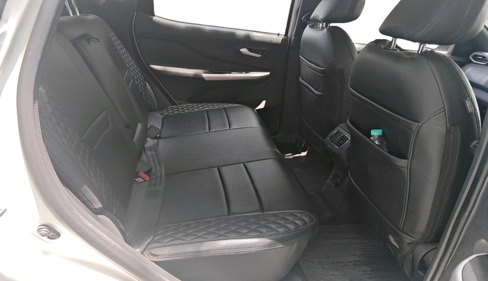 2024 Nissan MAGNITE XV Premium AMT, Petrol, Automatic, 6,392 km, interior